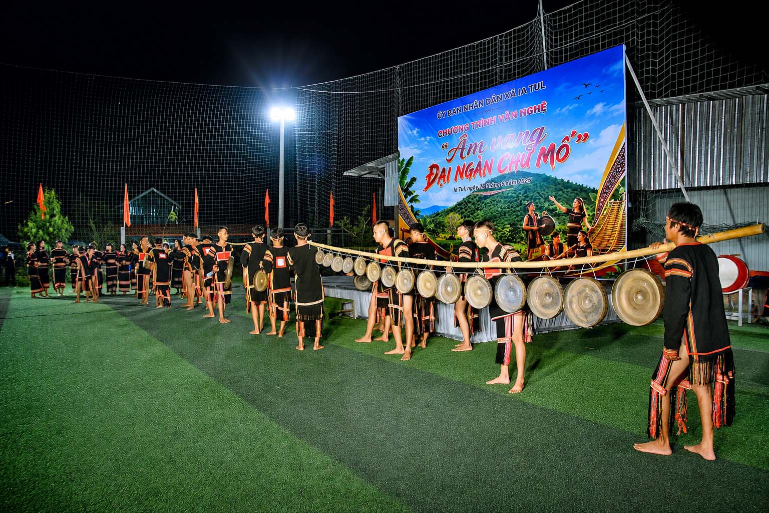 Nghi thức cồng chiêng truyền thống dân tộc Jrai