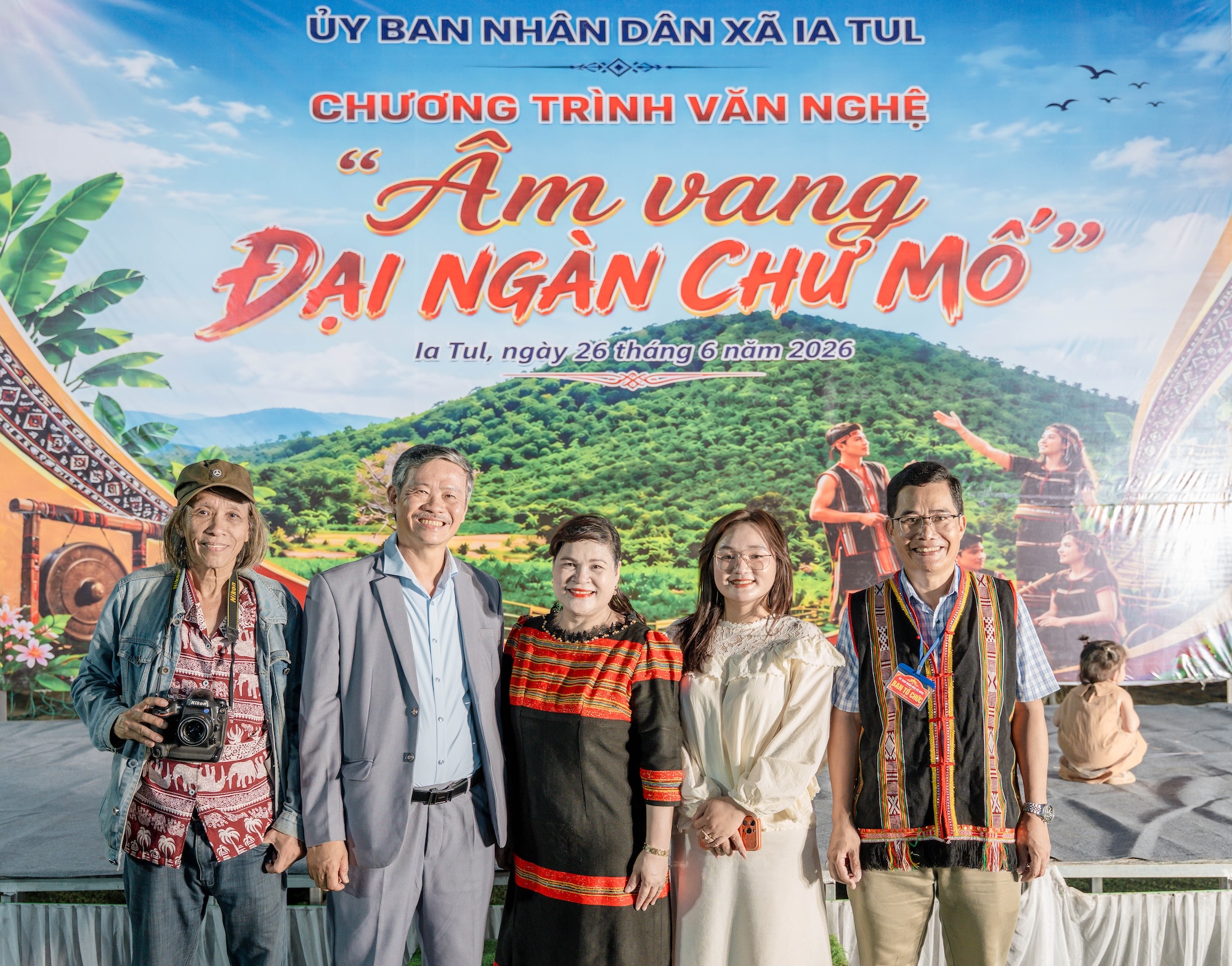 Ban Tổ Chức Ngày Hội Văn Hoá Ia Tul
